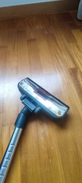 Aspirador sem saco 1800/2000 w vermelho Troia