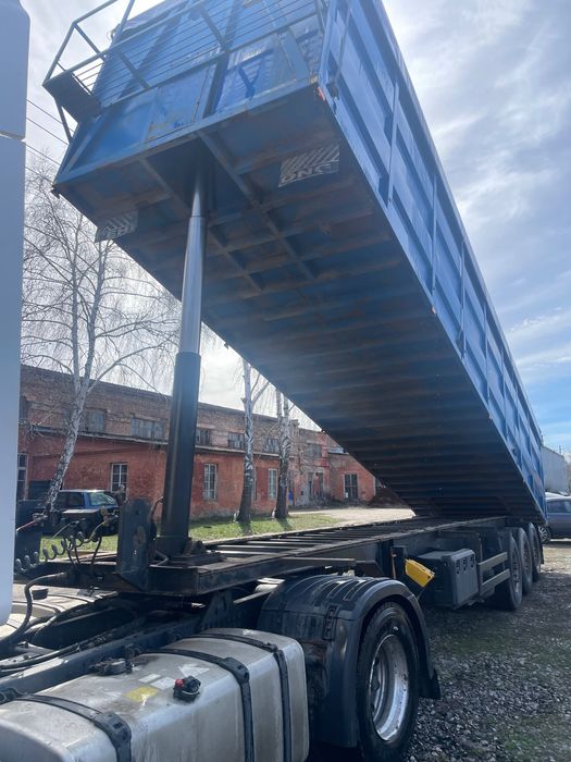 Напівпричіп самоскид