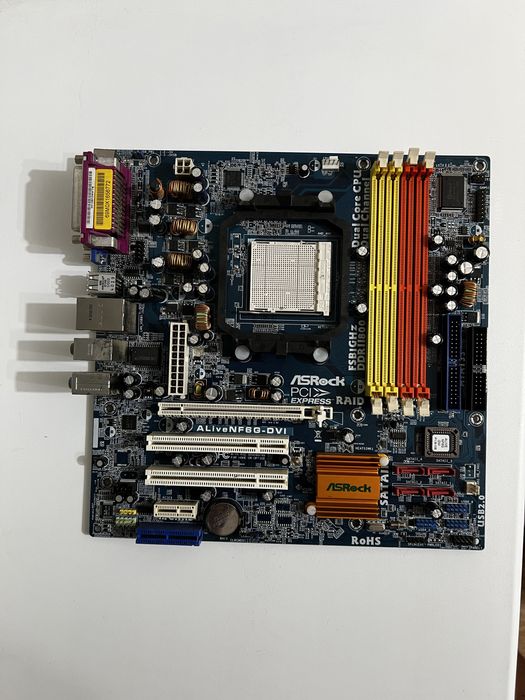 Материнська плата ASRock ALiveNF6G-DVI