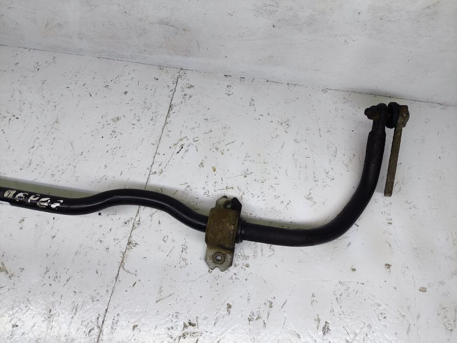 передній стабілізатор передний стабилизатор volkswagen Caddy