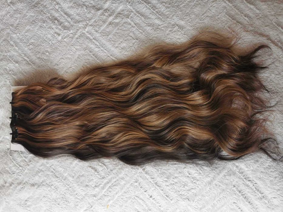 Doczepiane włosy clip in 65 cm pasma kasztanowy brąz