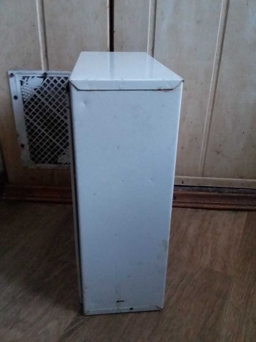 Ящик для медекаментів