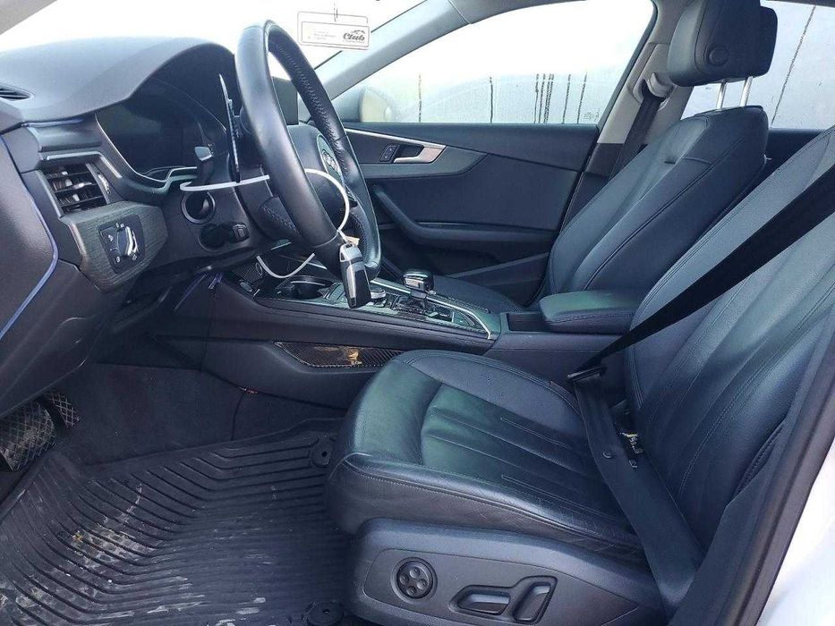 Audi A4 Premium Plus 2017 /