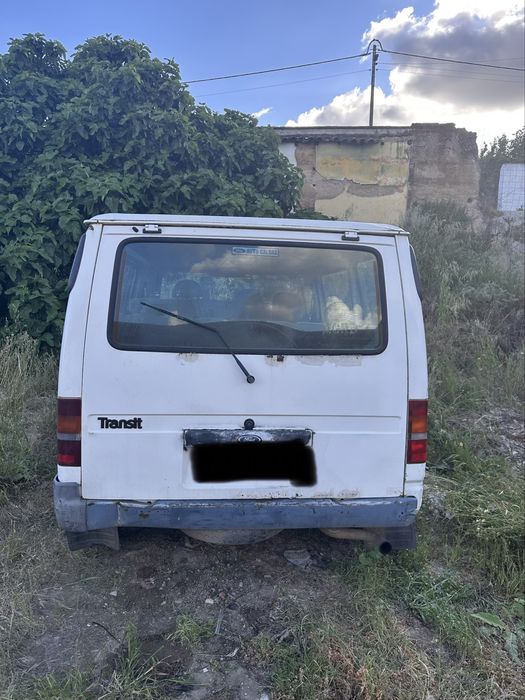 FORD TRANSIT 120 VAN 2.5 DIESEL | 9 LUGARES |