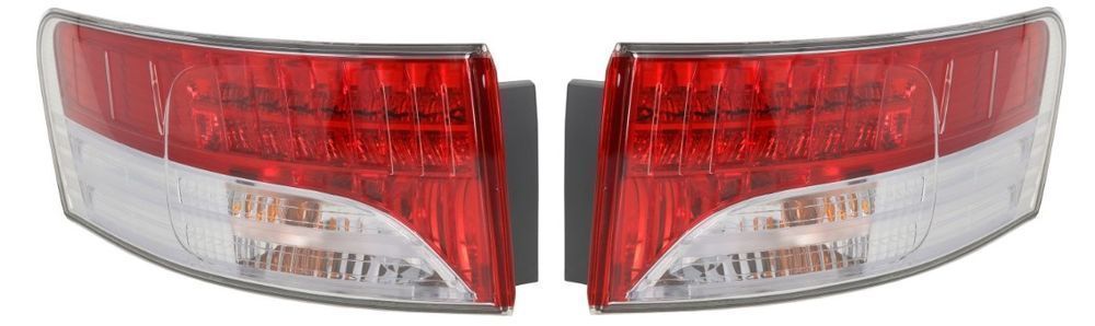 Toyota Avensis T27 Kombi 08-12 Lampa Tylna NOWA