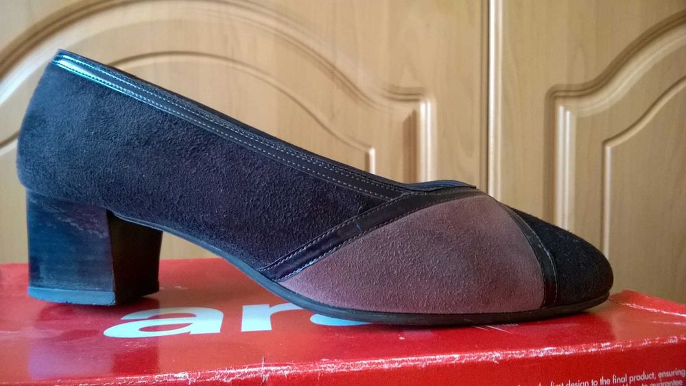 Buty damski ara klasyczne.