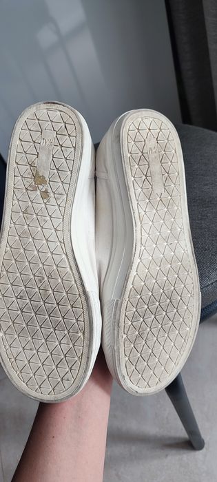 Кроссовки H&M 40 размер.Кеды.