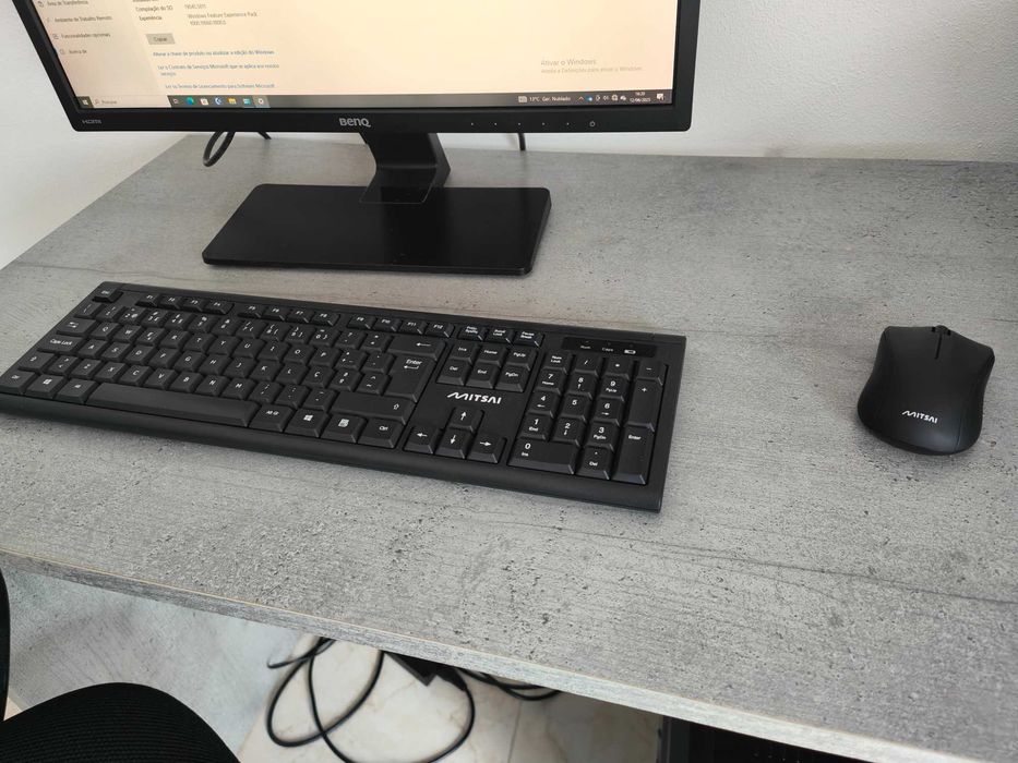 PC Zalman Z3 plus + monitor + rato + teclado + webcam