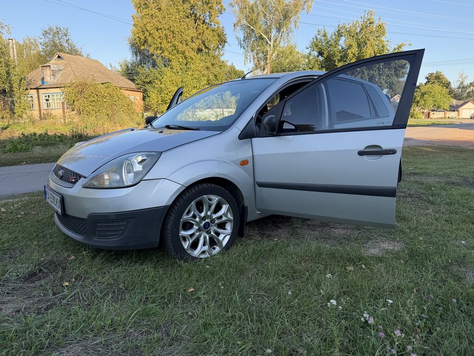 Продам Ford Fiesta