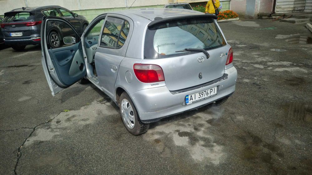 Продам Toyota Yaris