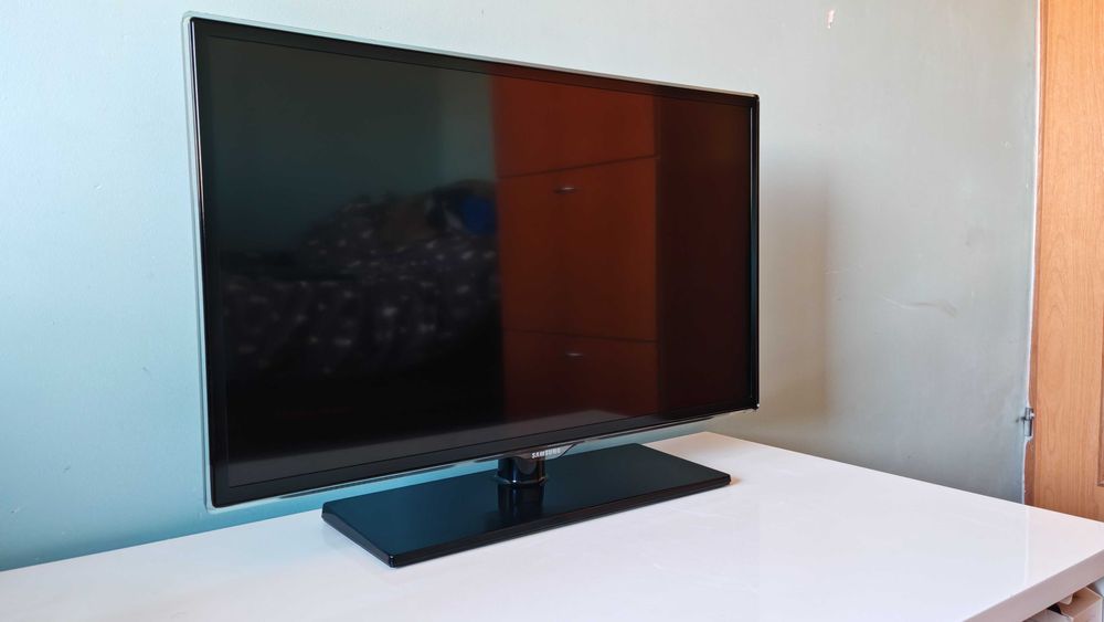 Telewizor LED Samsung 32" + dekoder DVB-T2