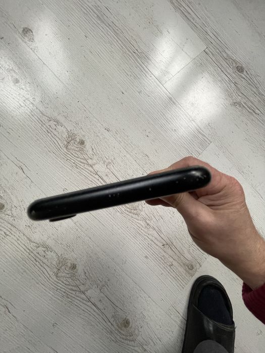 Iphone XR 64 , чорний, неверлок