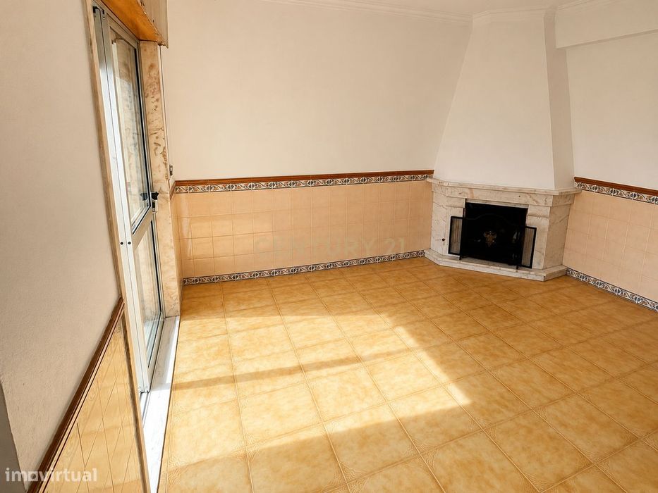 T2 Apartment | Mercês-Rio de Mouro | Sintra
