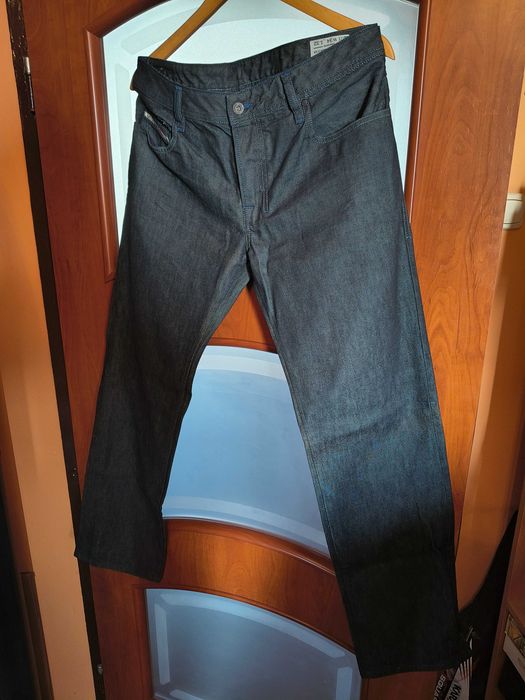 Spodnie Diesel / W34 L32 / Zatiny / Regular-Bootcut