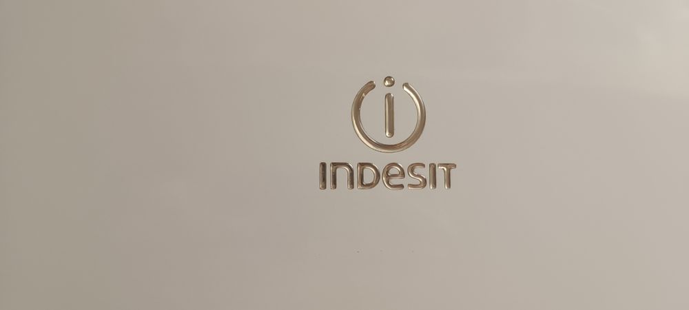 Frigorífico arca  70x70x1.80 Indesit