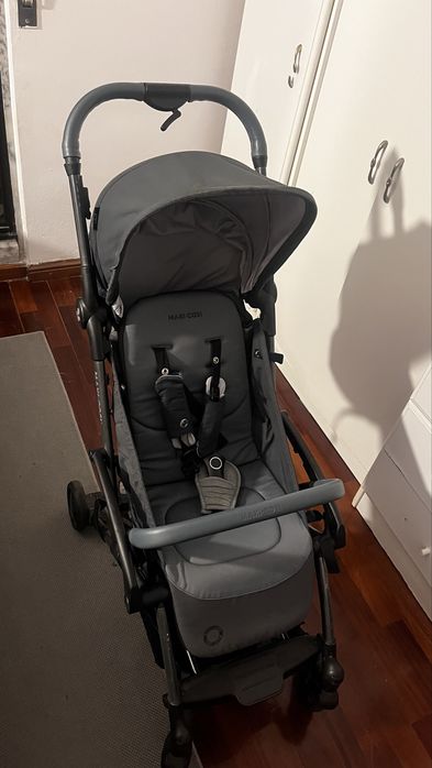 Carrinho de passeio maxi cosi perfeito estado
