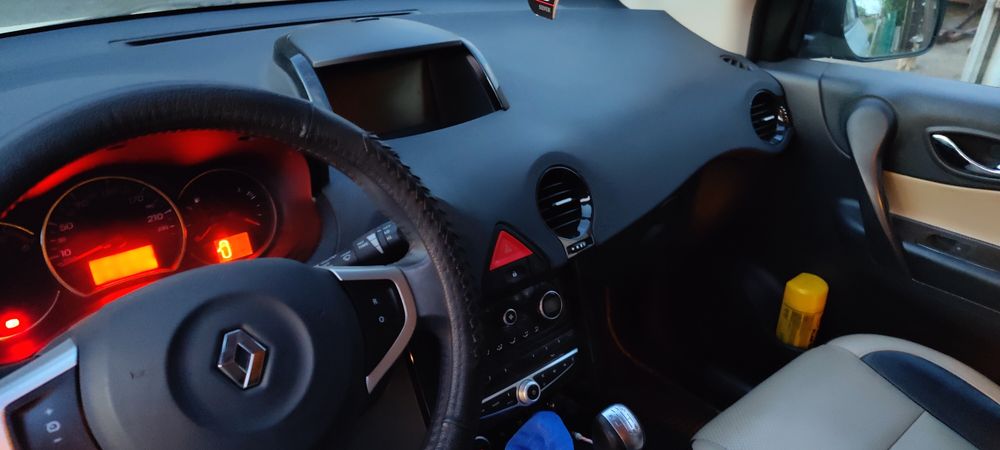 Рено Колеос 2009