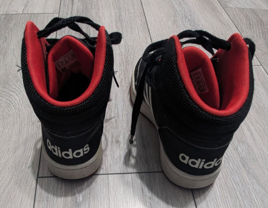 Buty Adidas Hoops Mid 2.0