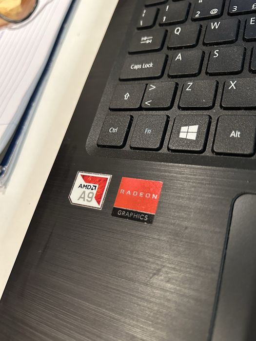 Computador portátil Acer Aspire 3