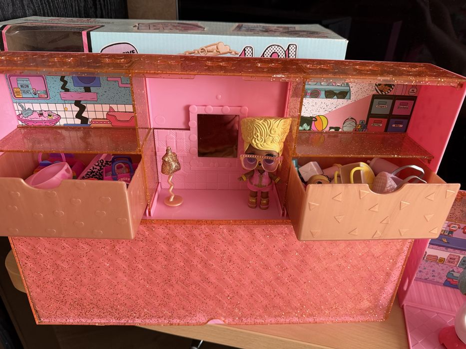 Подиум для кукол лол , дом lol , LOL Surprise , машинка LOL Surprise