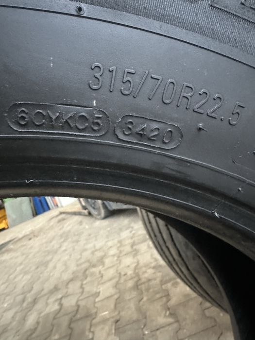 Opony kumho 315/70 R22,5