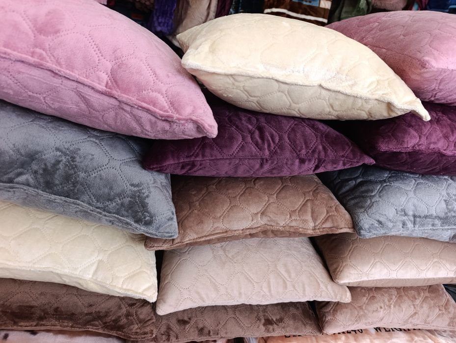 Велюрові м'якенькі декоративні подушки 40х40. ТЕП. Різні кольори.