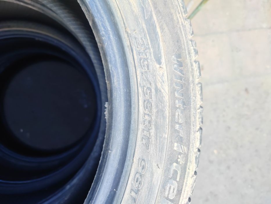 Шины 215/55/17 Hankook Winter i Cept Iz2