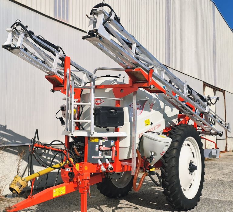 Opryskiwacz Kuhn Atlatique 3200-24m