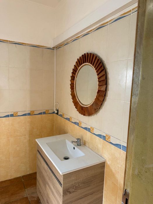 Casa no centro de uma Aldeia no concelho de Moura