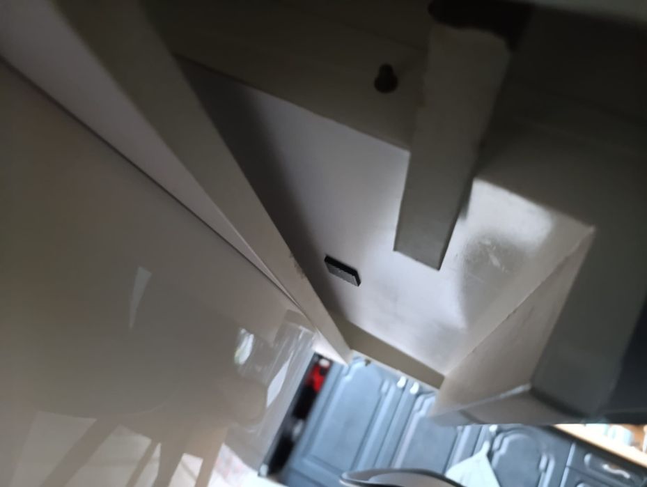 Stół rozkładany  biały