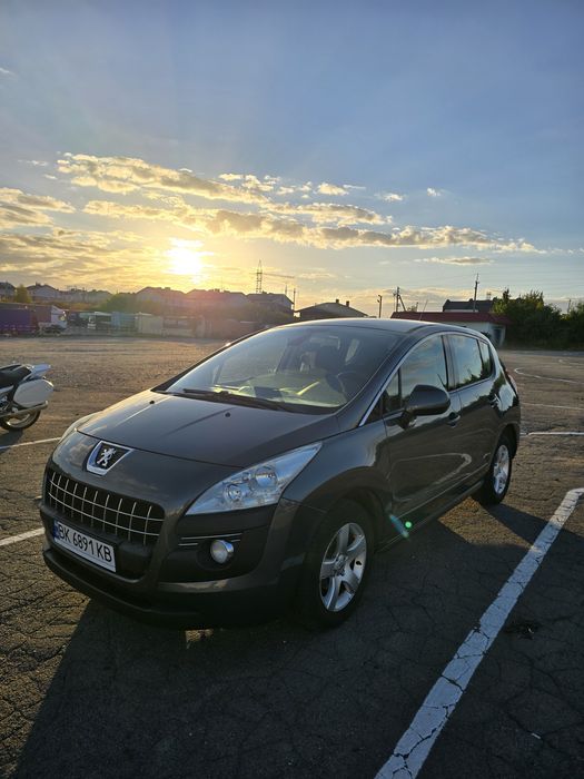 Peugeot 3008 1,6 hdi робот 2011р.