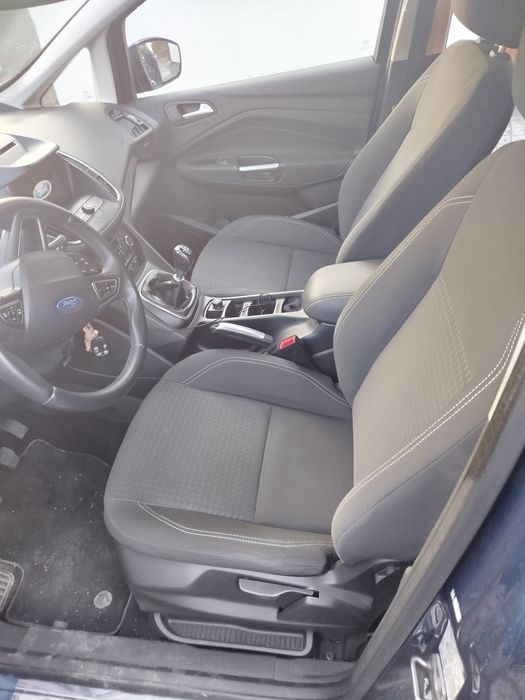 Ford grand c-max siedmioosobowy