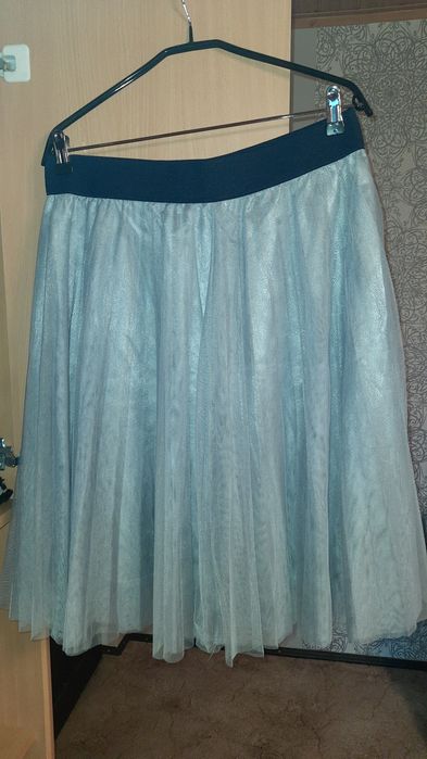 Jasnoszara tiulowa spódnica M/L