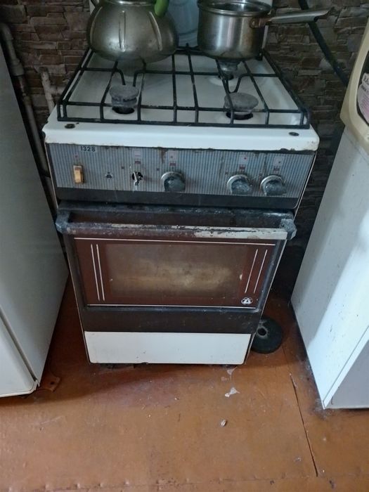 продам газова пічь