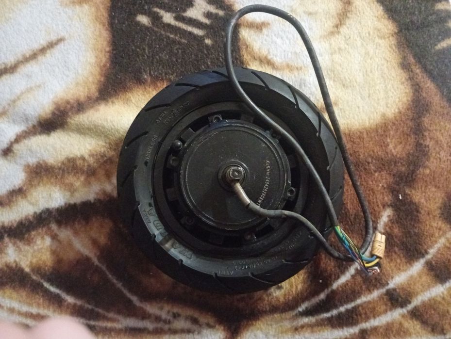 Dwa silniki od kukirina G2 master