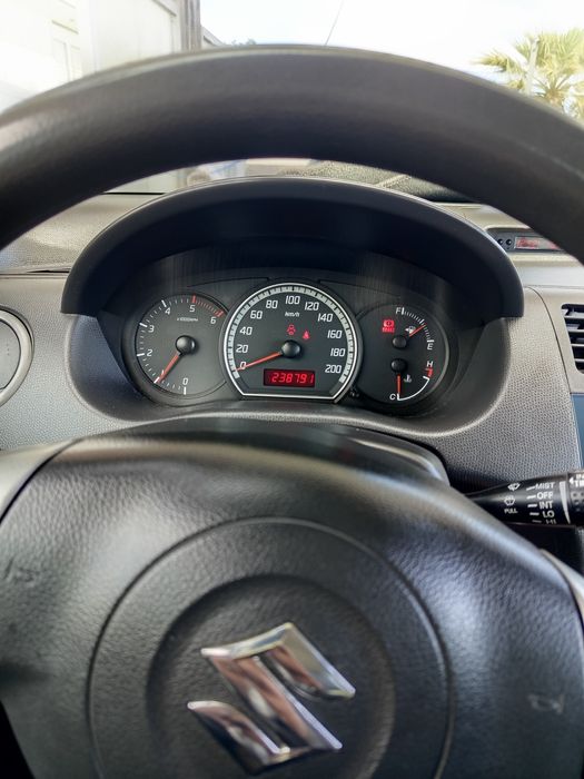 Suzuki Swift 1.3