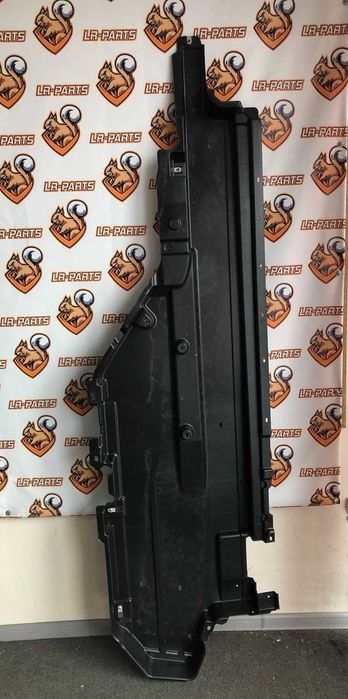 Захист двигуна днища порогів збоку і під двигун Velar F-pace