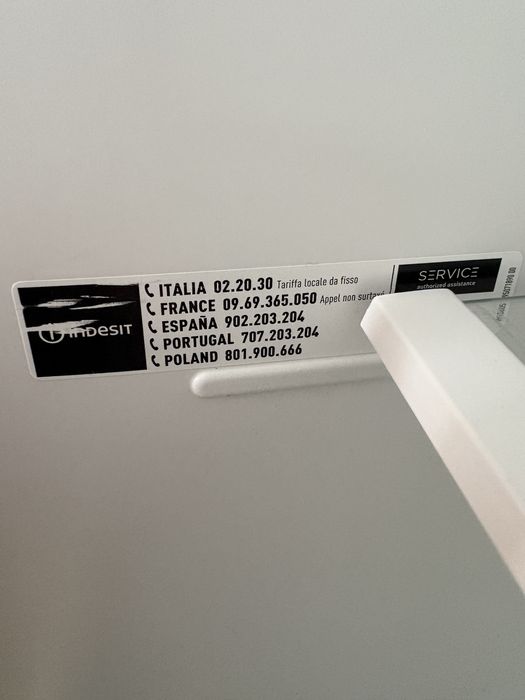 Lodowka indesit czarna no frost