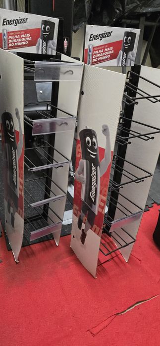 Expositores pilhas