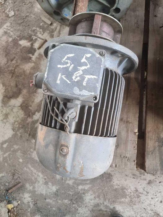 Рабочие электродвигатели МТF 012-6, 4АМ, АО2 по 2.2, 5.5, 7.5, 15 кВт.