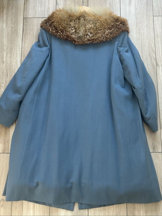 Kolekcjonerski vintage płaszcz z lisa