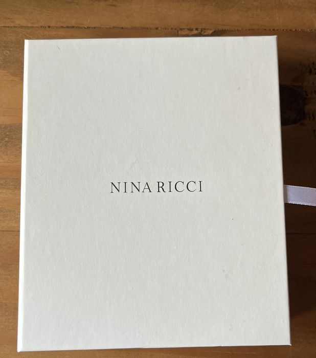 Caderno de motas / notebool Nina Ricci