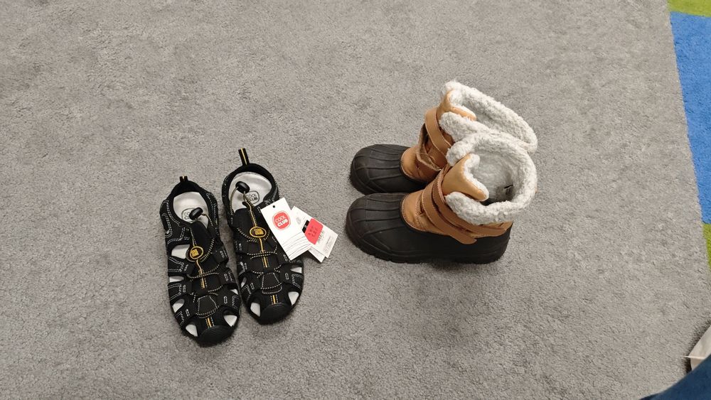 Sandały r 33 nowe bluza sportowa czerwona