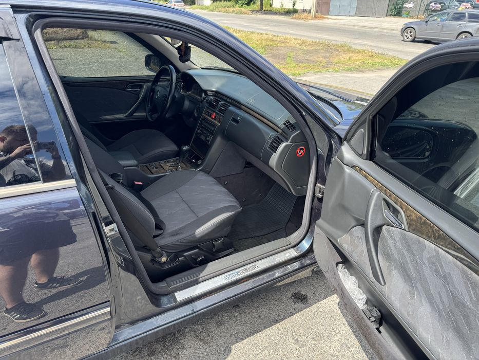 Mercedes-benz e320 CDI w210