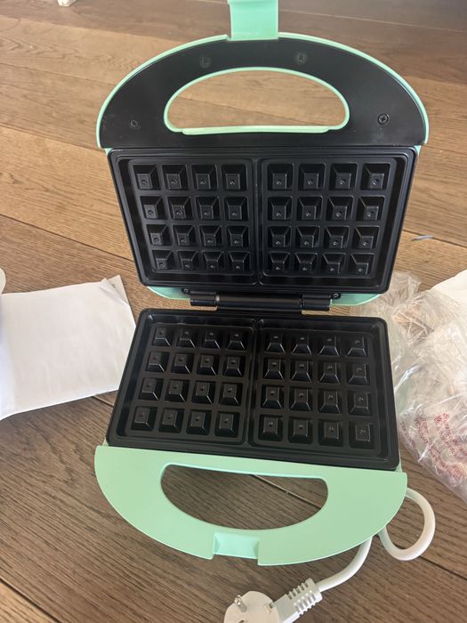 Bestiom Gofrownica w stylu retro nowa miętowa