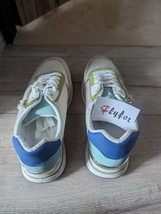 Buty z Flyfoz nie używane