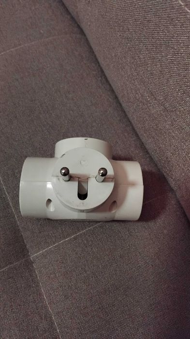 Rozgałęźnik do gniazdka, złodziej na 3 urządzenia