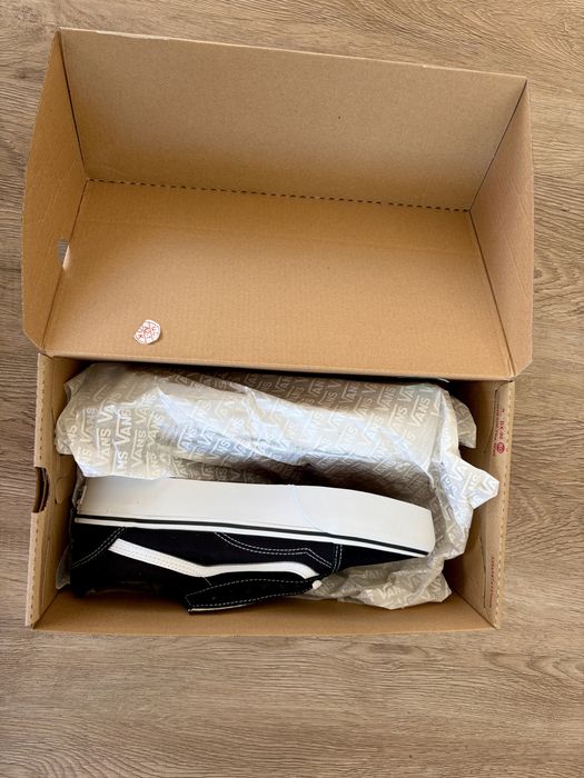 Sapatilhas Vans Old Skool Platform Preto e Branco