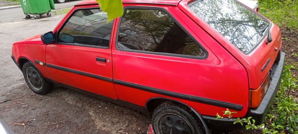 ЗАЗ Таврия  1102