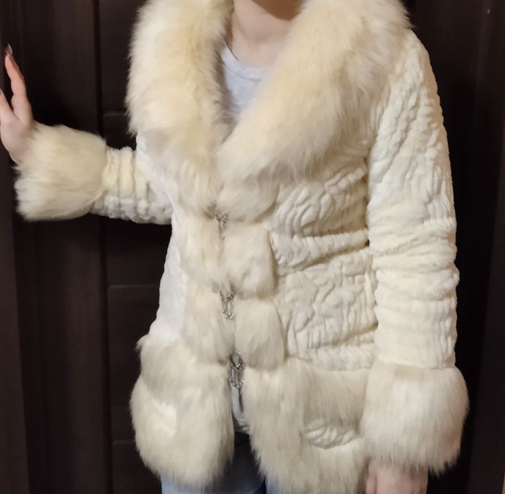 Продам полушубок